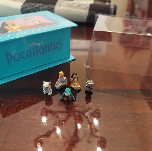 Disney Pocahontas Mini Figurine SetSOLD - Picture 15 of 17